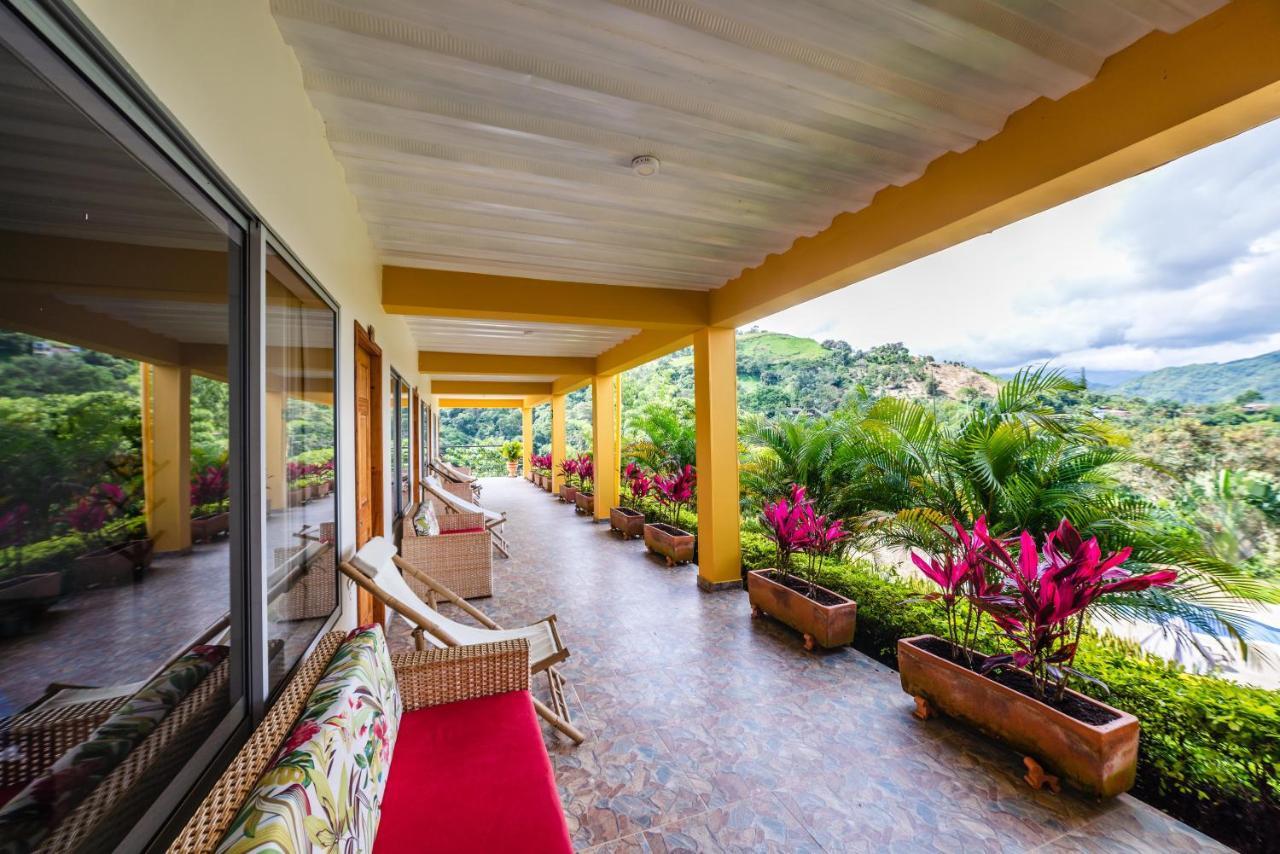 Tambo Eco Hotel La Vega  Exterior photo